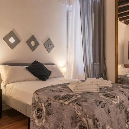Fori Imperiali Elegant Apartment Rome Extérieur photo