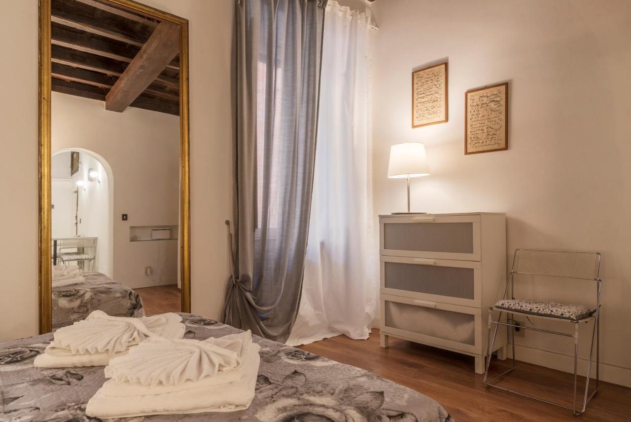 Fori Imperiali Elegant Apartment Rome Extérieur photo